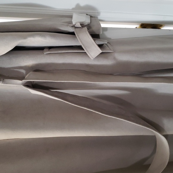 T Tahari Plus Size Mel Faux Suede Classic Trench Coat Light Taupe - Picture 7 of 15